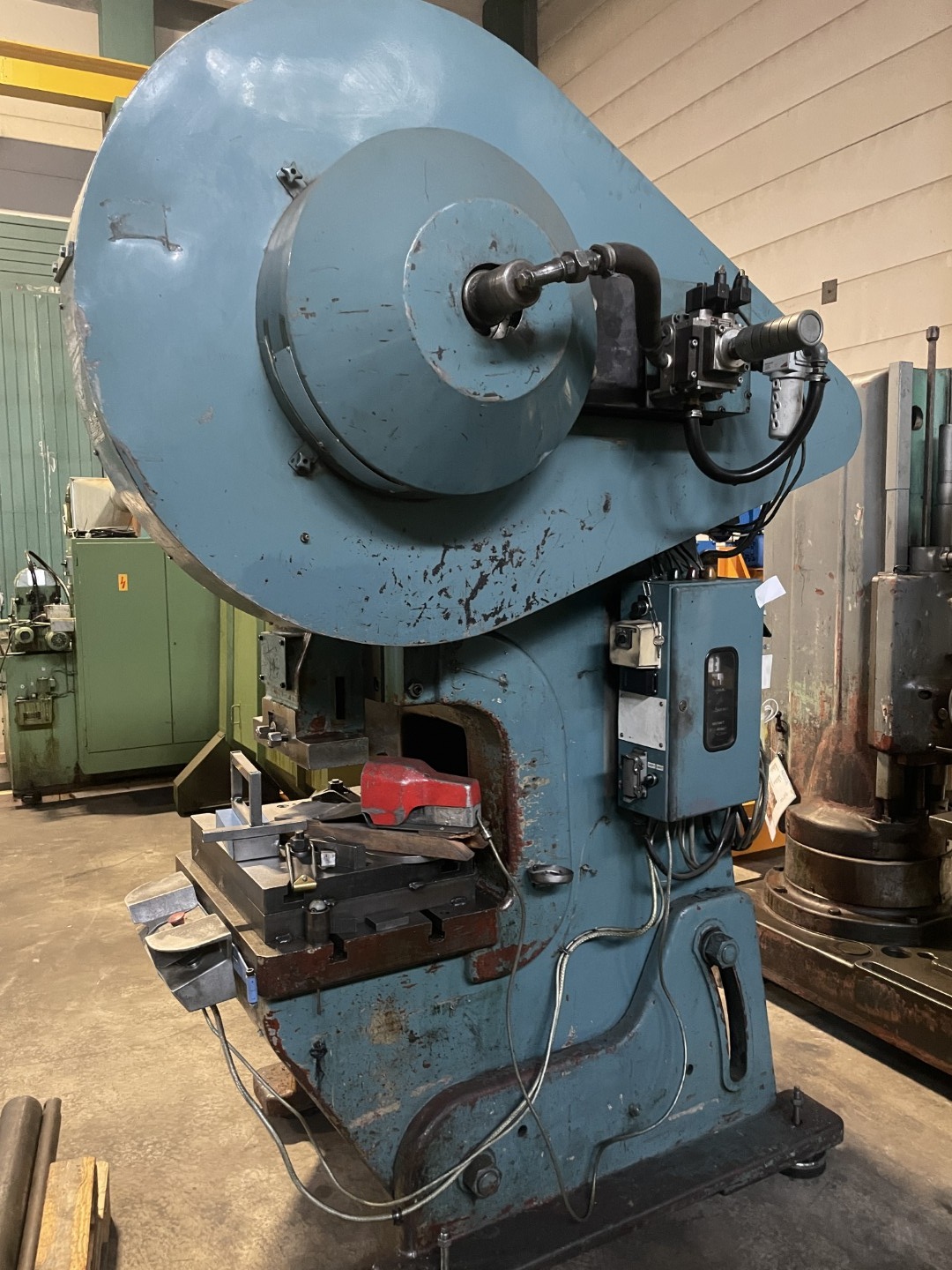 New And Used Machine Tools & Equipment